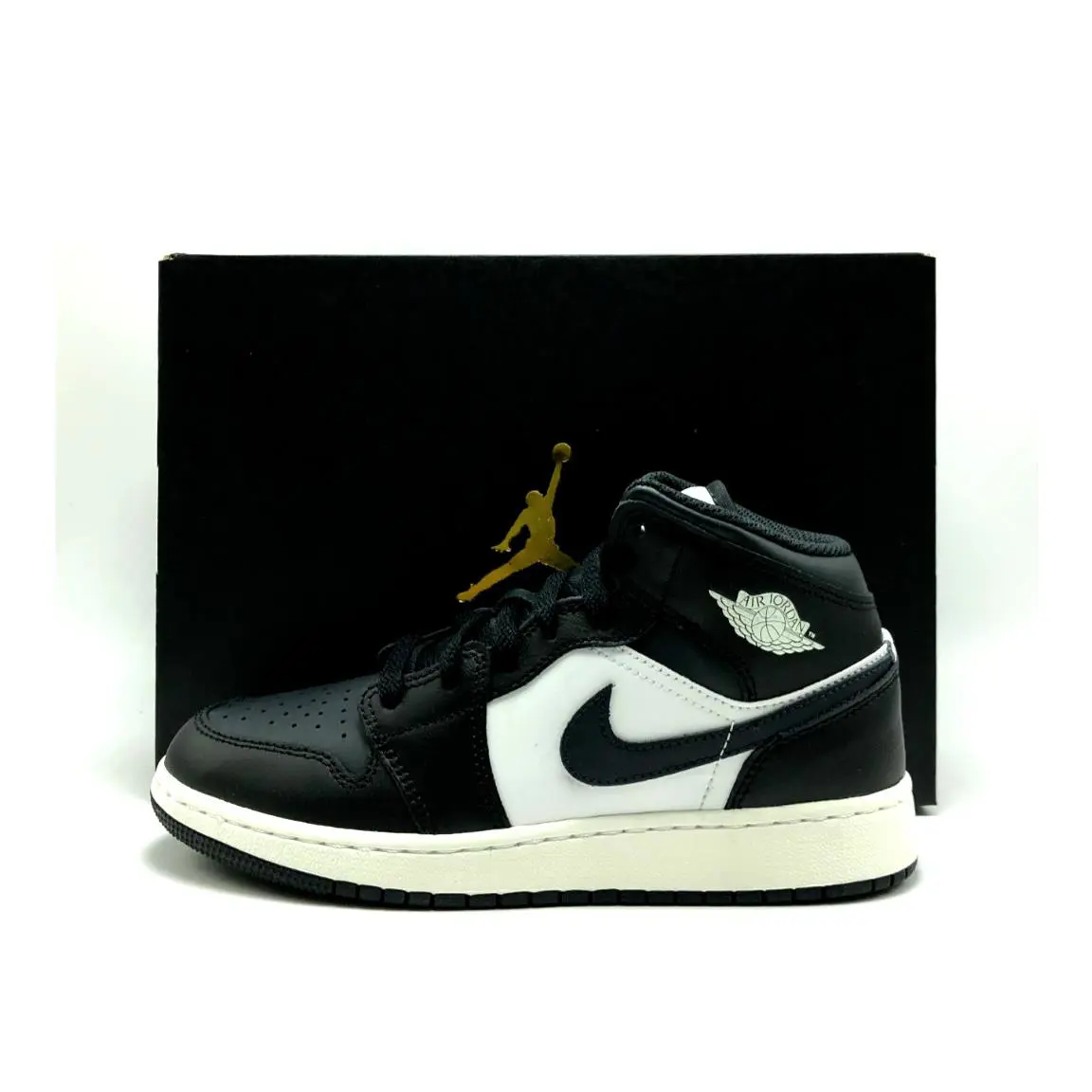 Nike shoes - Jordan Air 1 Mid GS - Black 6