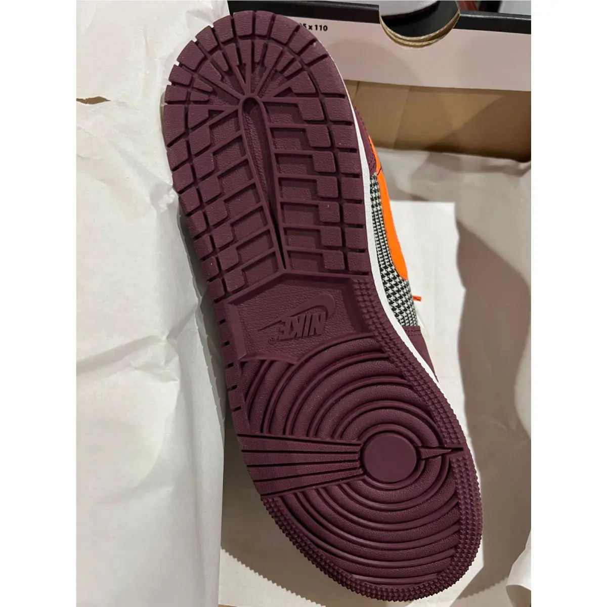 Nike shoes - NIGHT MAROON/TOTAL ORANGE 10
