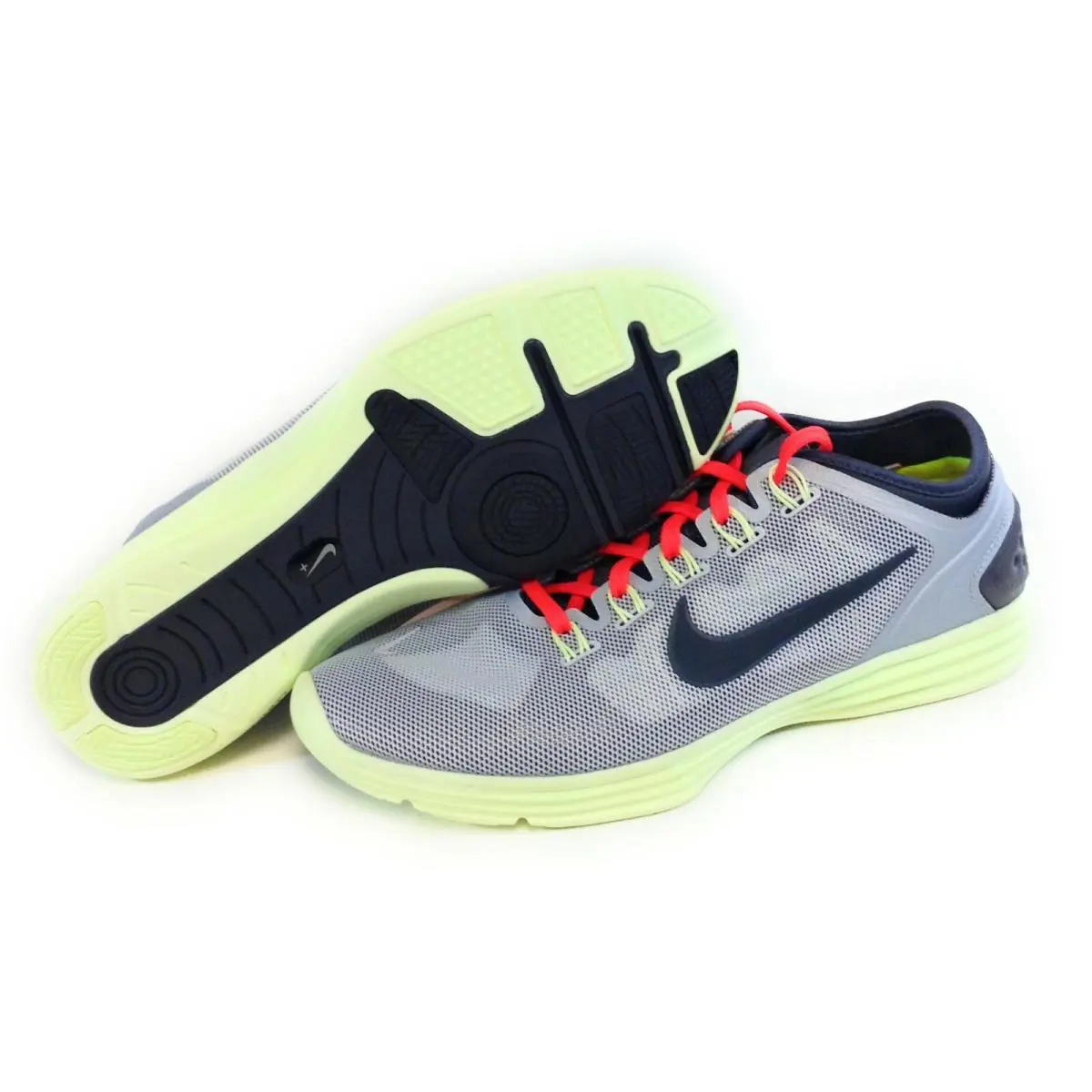 Nike shoes - Platinum 1