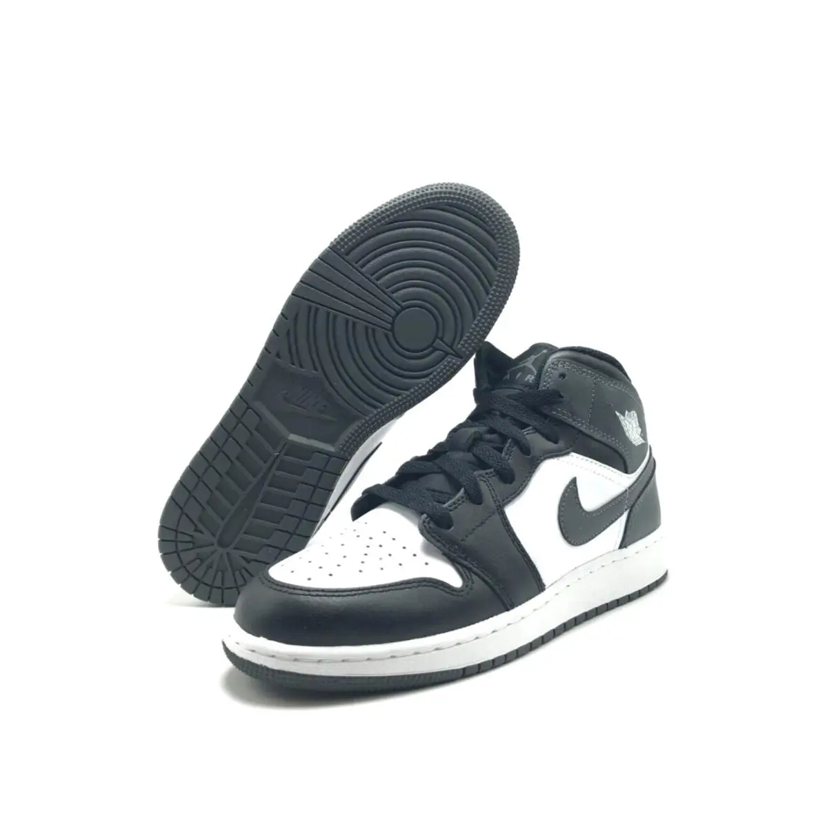 Nike shoes - Air Jordan 1 Mid SE - Black 4