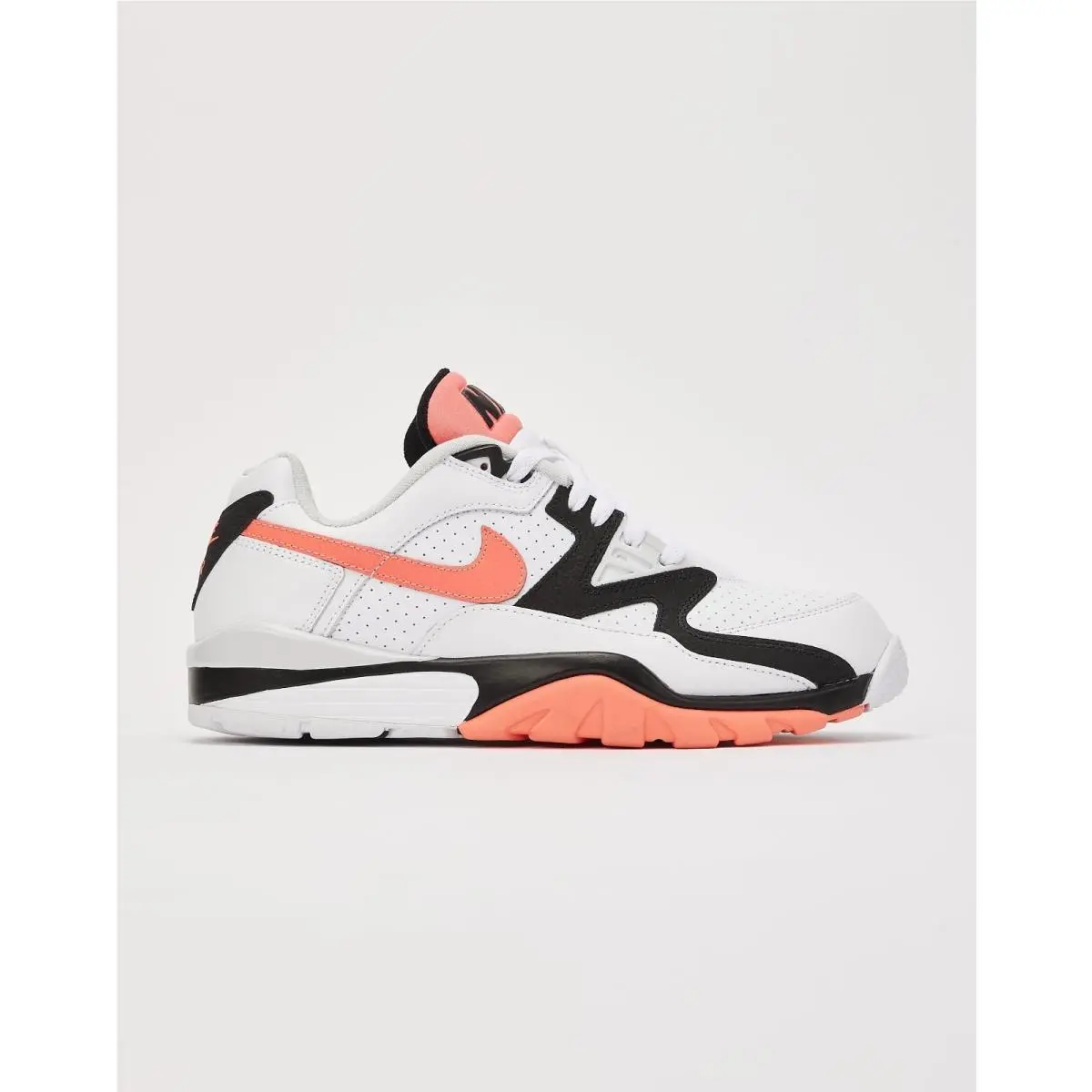 Nike shoes - White/Black/Pure Platinum/Hot Lava 17