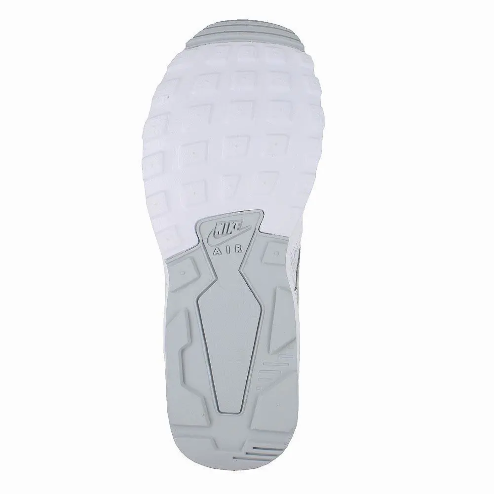 Nike shoes - White 4