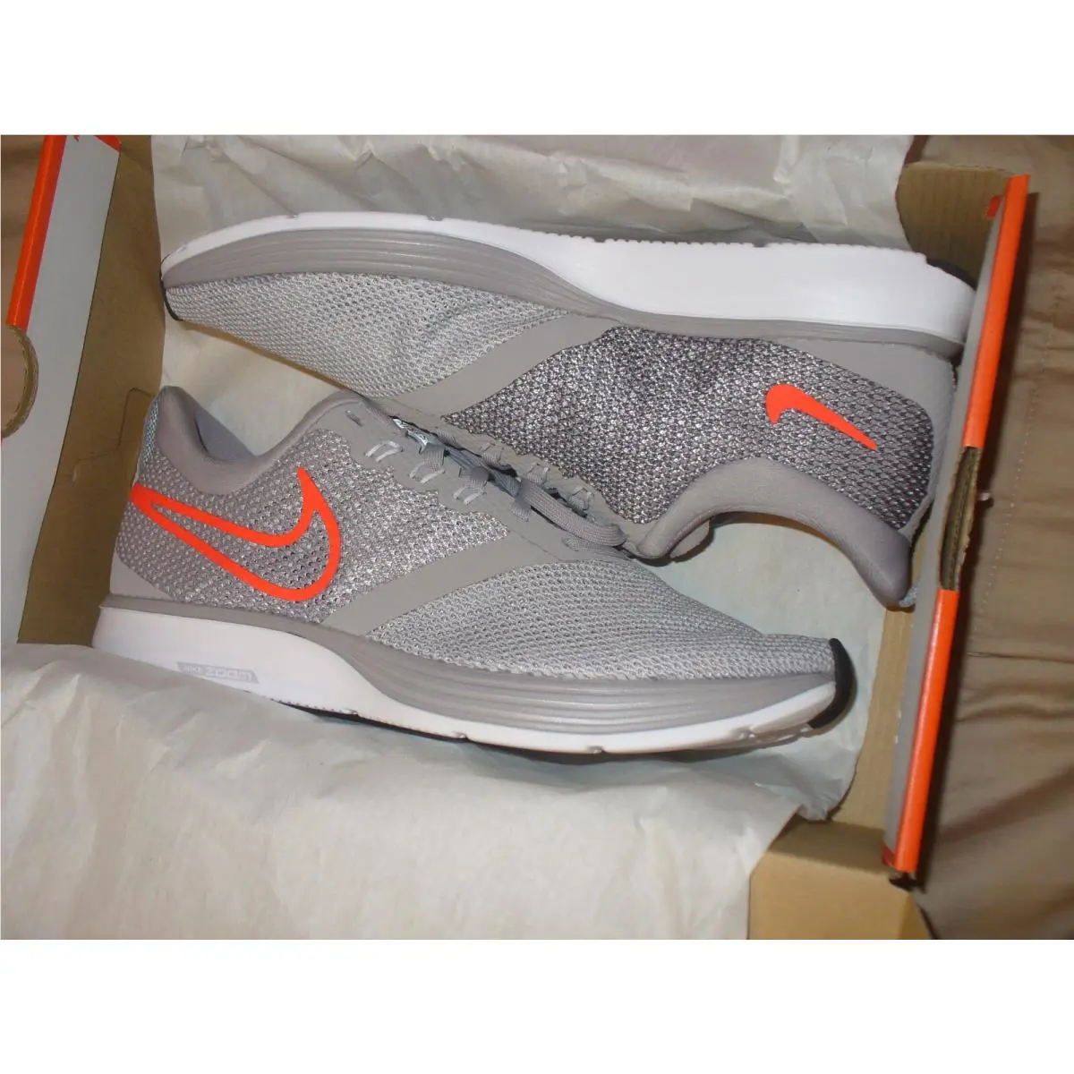 Nike shoes - Multicolor 1