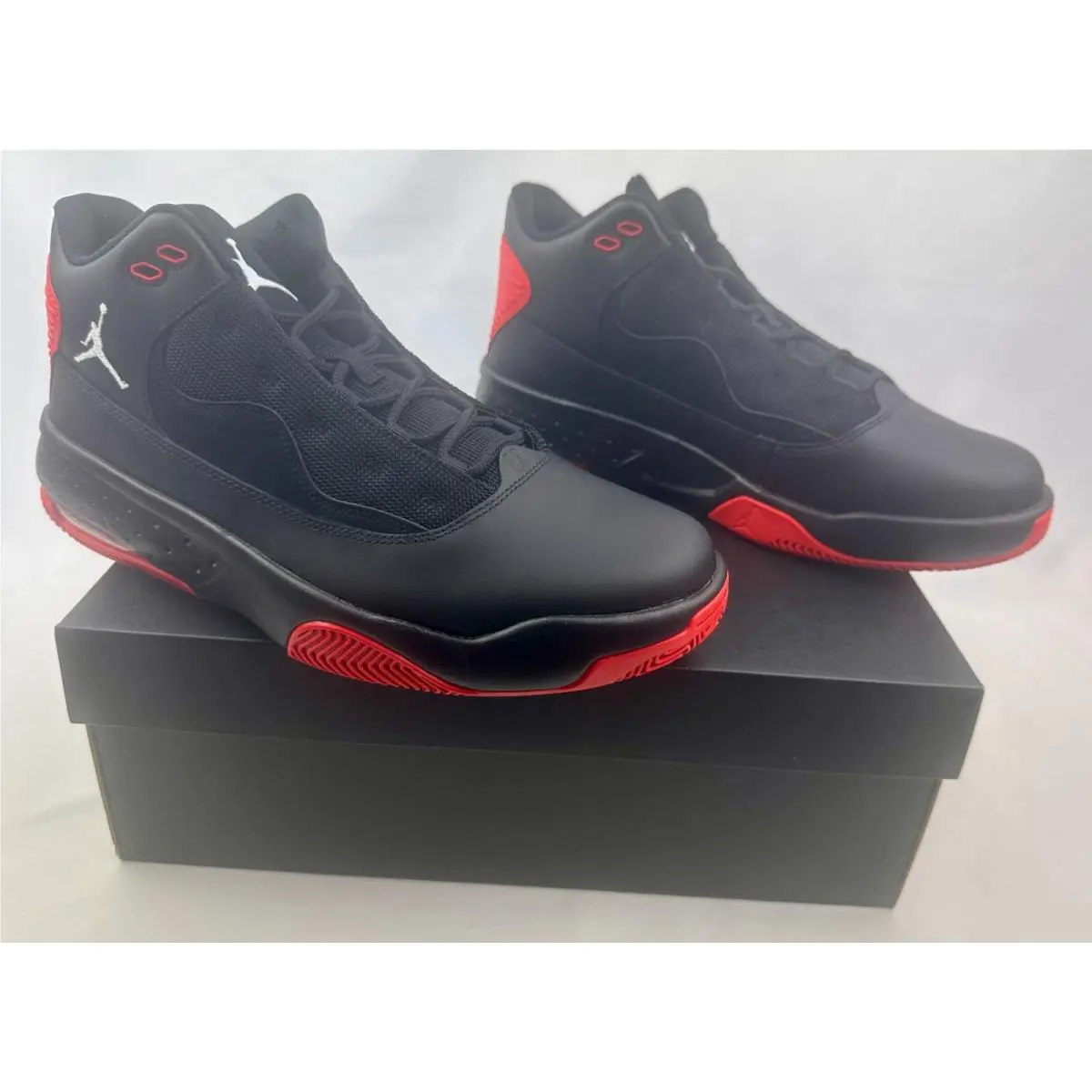 Nike shoes - Jordan Max Aura 2 - Max Aura - bred 8