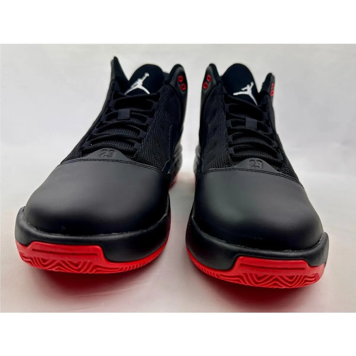 Nike shoes - Jordan Max Aura 2 - Max Aura - bred 12
