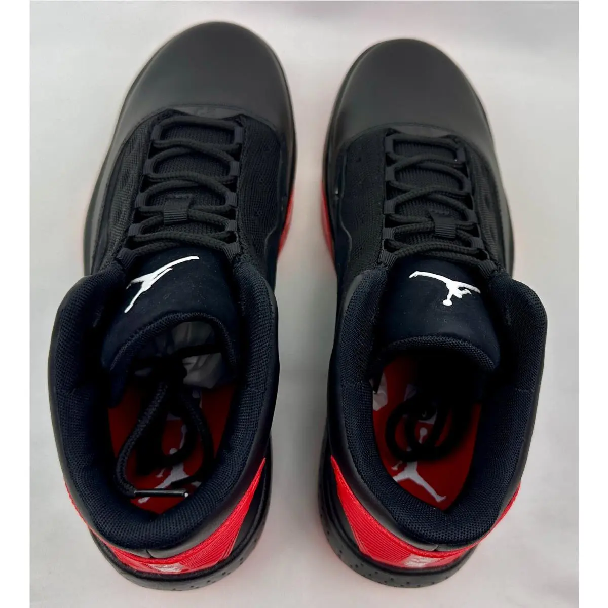 Nike shoes - Jordan Max Aura 2 - Max Aura - bred 14