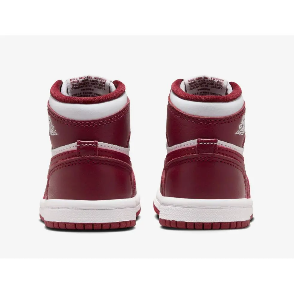 Nike shoes - Jordan 1 Retro High OG - White/Team Red 9