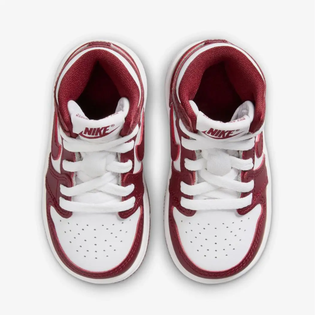 Nike shoes - Jordan 1 Retro High OG - White/Team Red 11