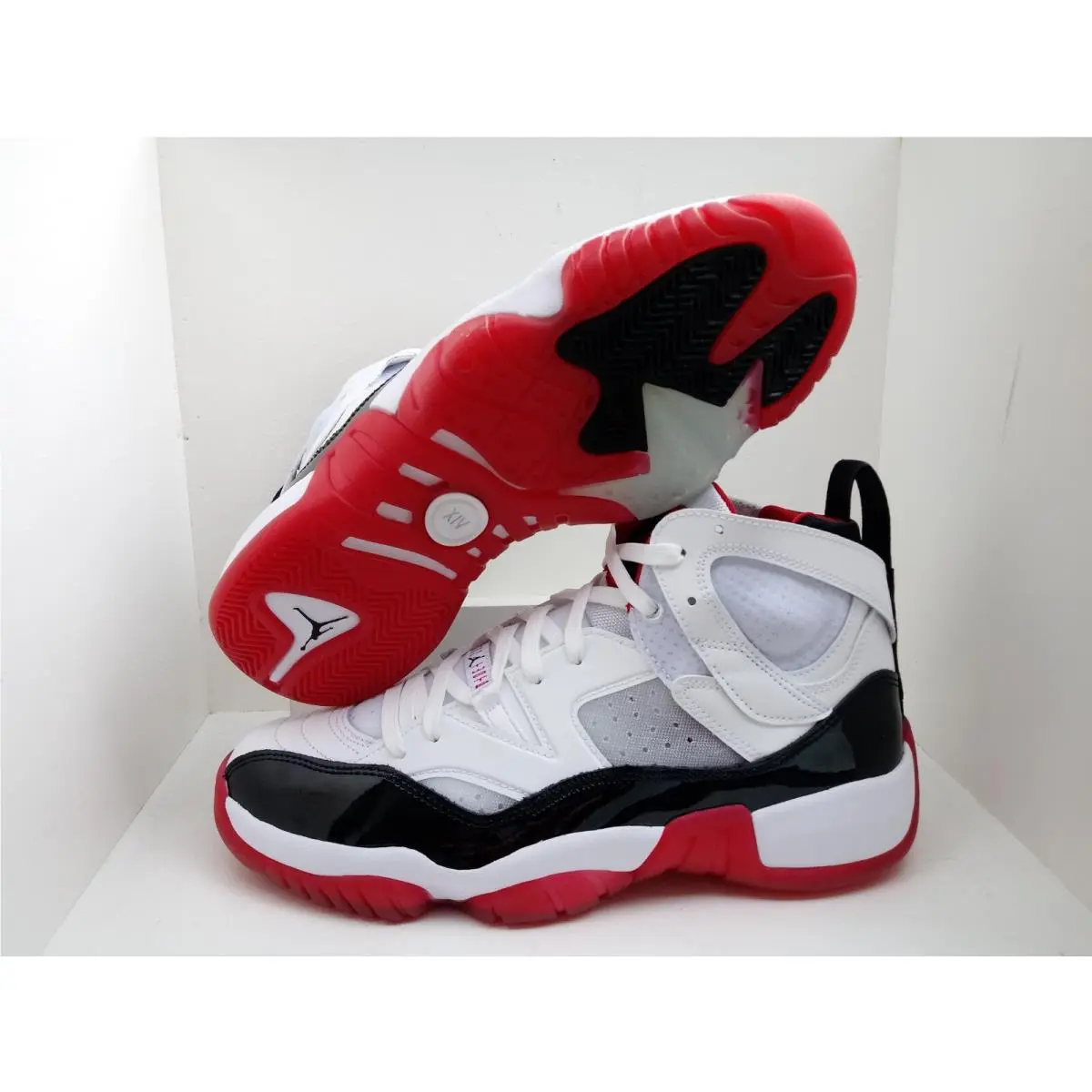 Nike shoes - NIKE JUMPMAN TWO TREY - JUMPMAN TWO TREY - DO1925-106 - WHITE/BLACK-GYM RED 10