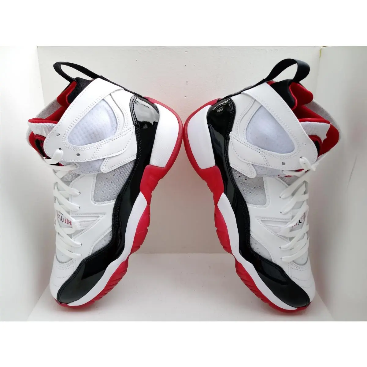 Nike shoes - NIKE JUMPMAN TWO TREY - JUMPMAN TWO TREY - DO1925-106 - WHITE/BLACK-GYM RED 5