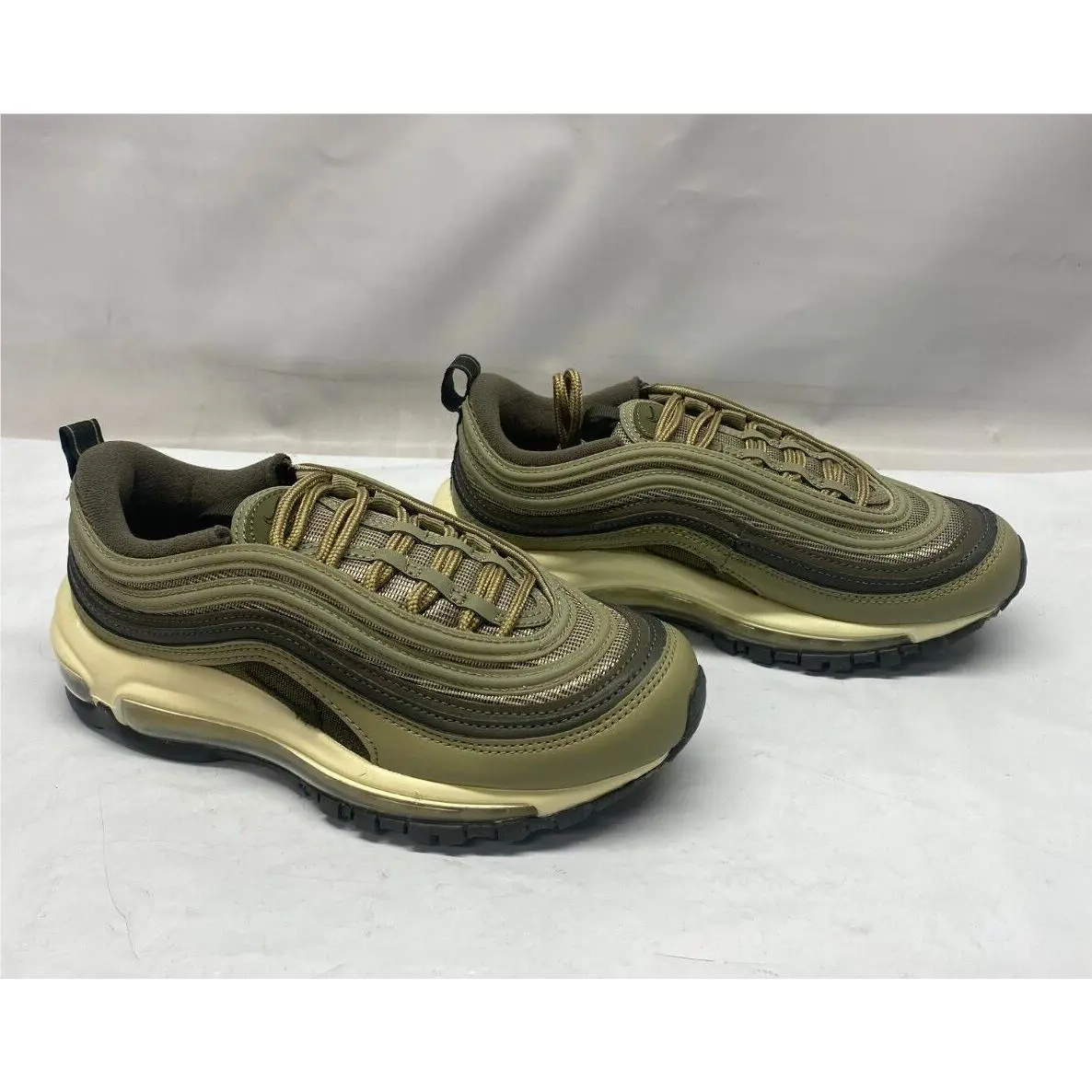 Nike shoes - DO1164200 - DO1164-200 - Olive 0