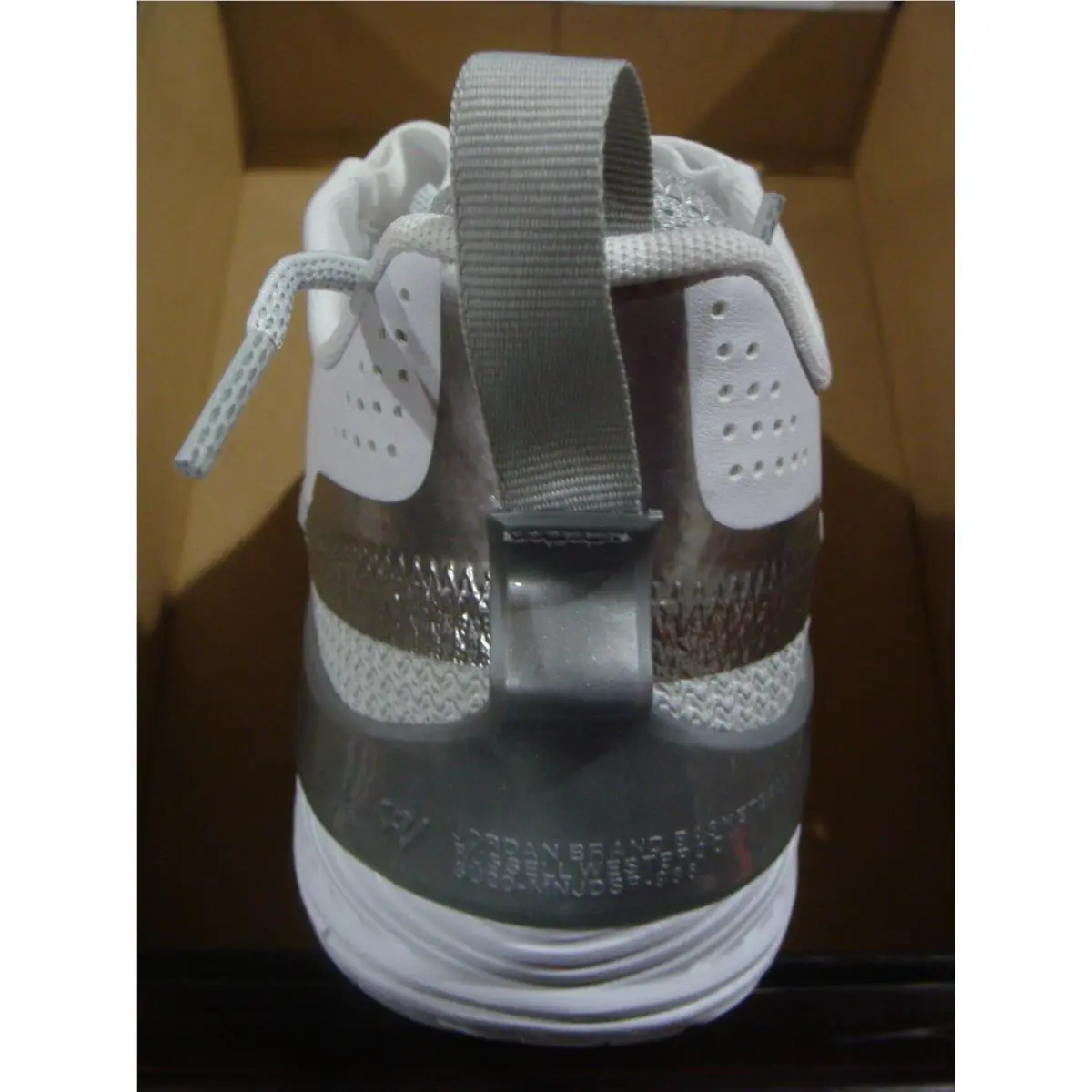 Nike shoes - CJ0780 - CJ0780 - WHITE/METALLIC SILVER 4
