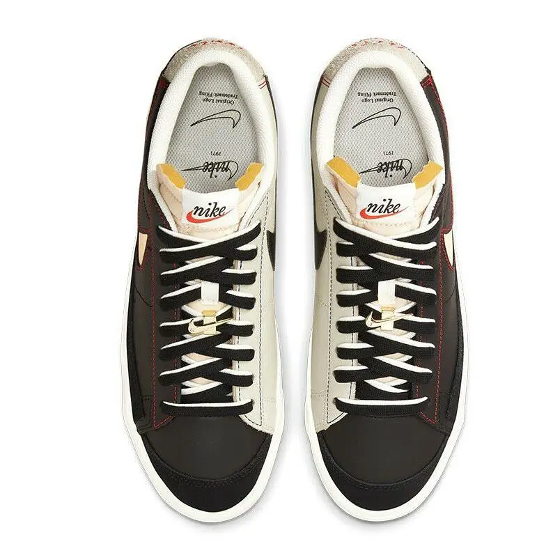 Nike shoes - Black 3
