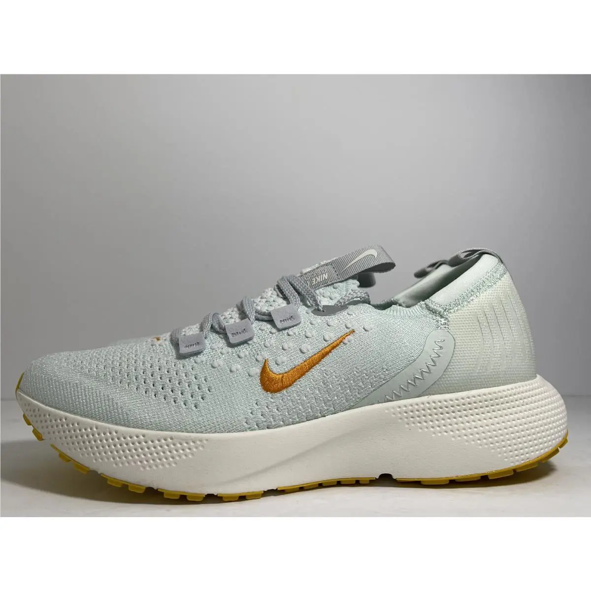 Nike shoes - Nike React Escape - React Escape - DC4269-300 - Barely Green 2