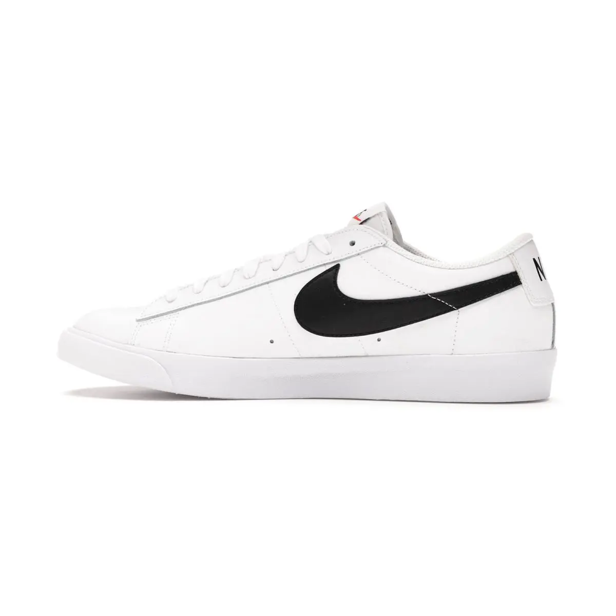 Nike shoes - White 1