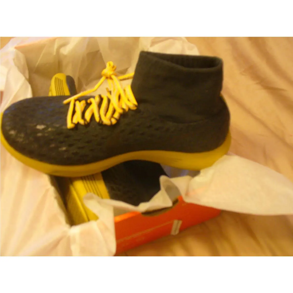 Nike shoes - Black/Gold 0