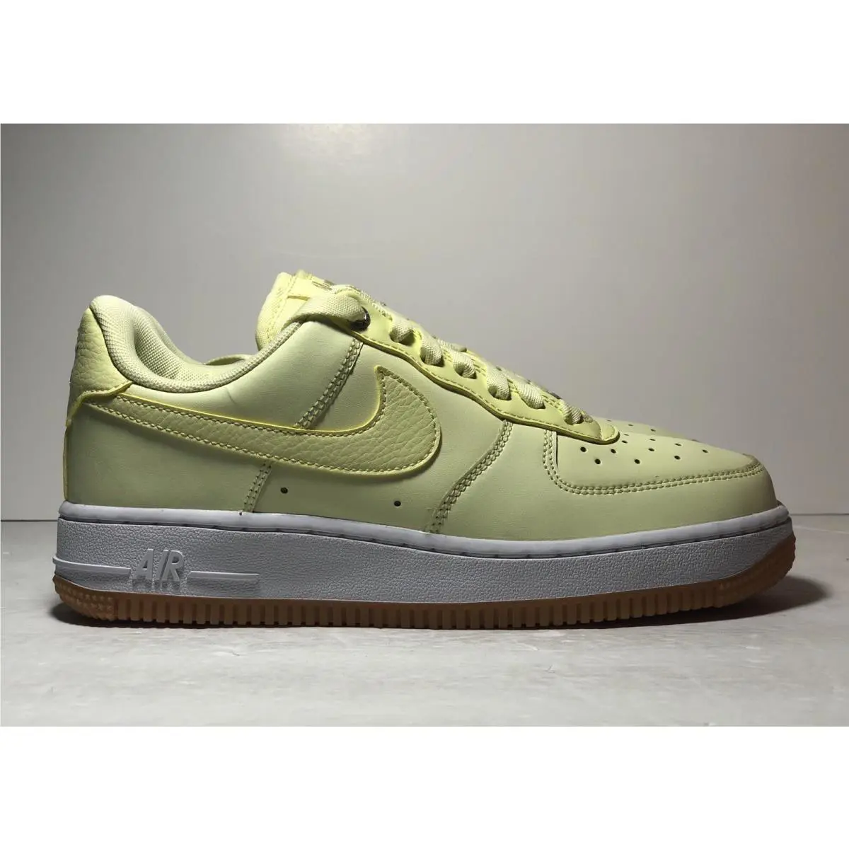 Nike shoes - Nike Air Force 1 Premium - 896185-302 - Luminous Green 5