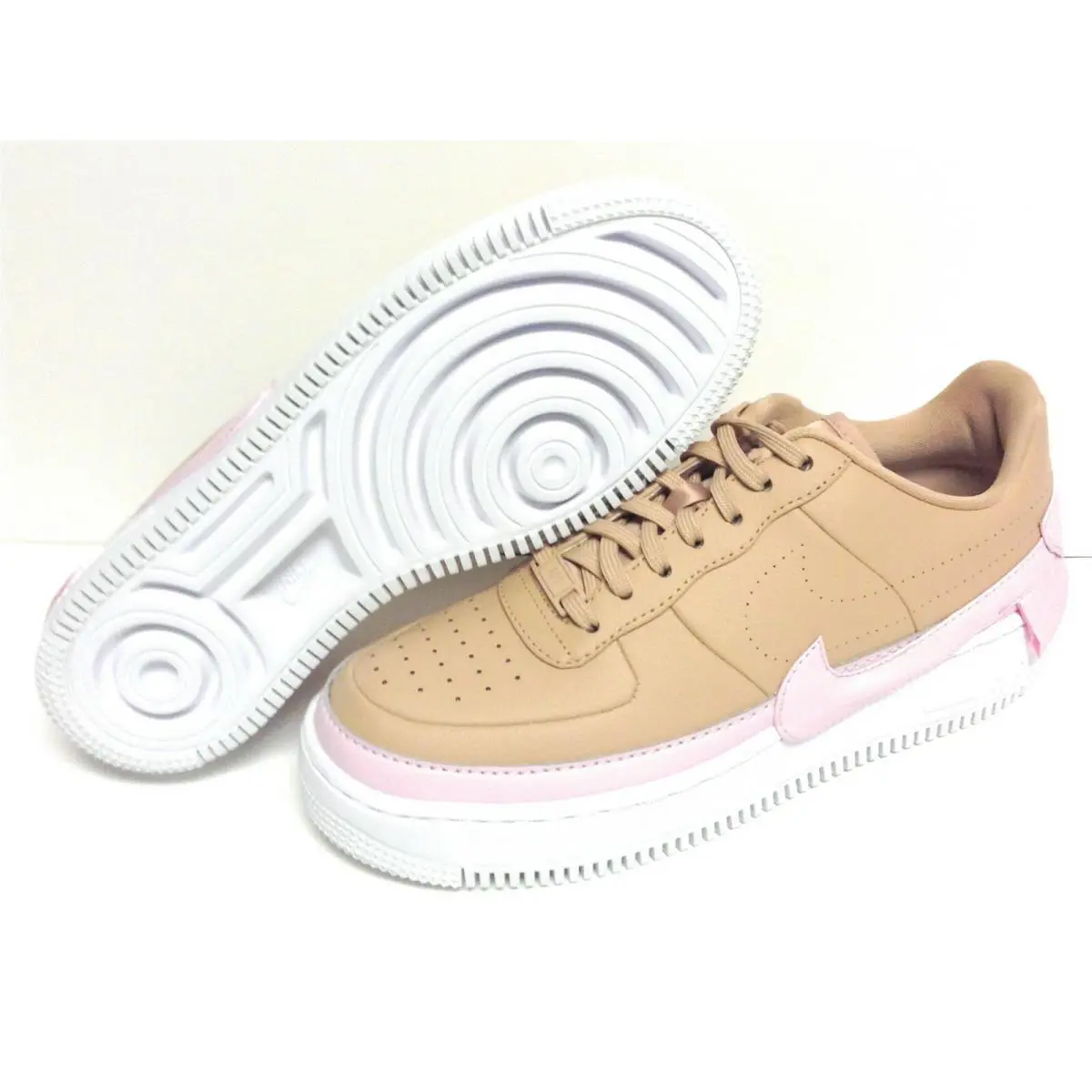 Nike shoes - Beige 1