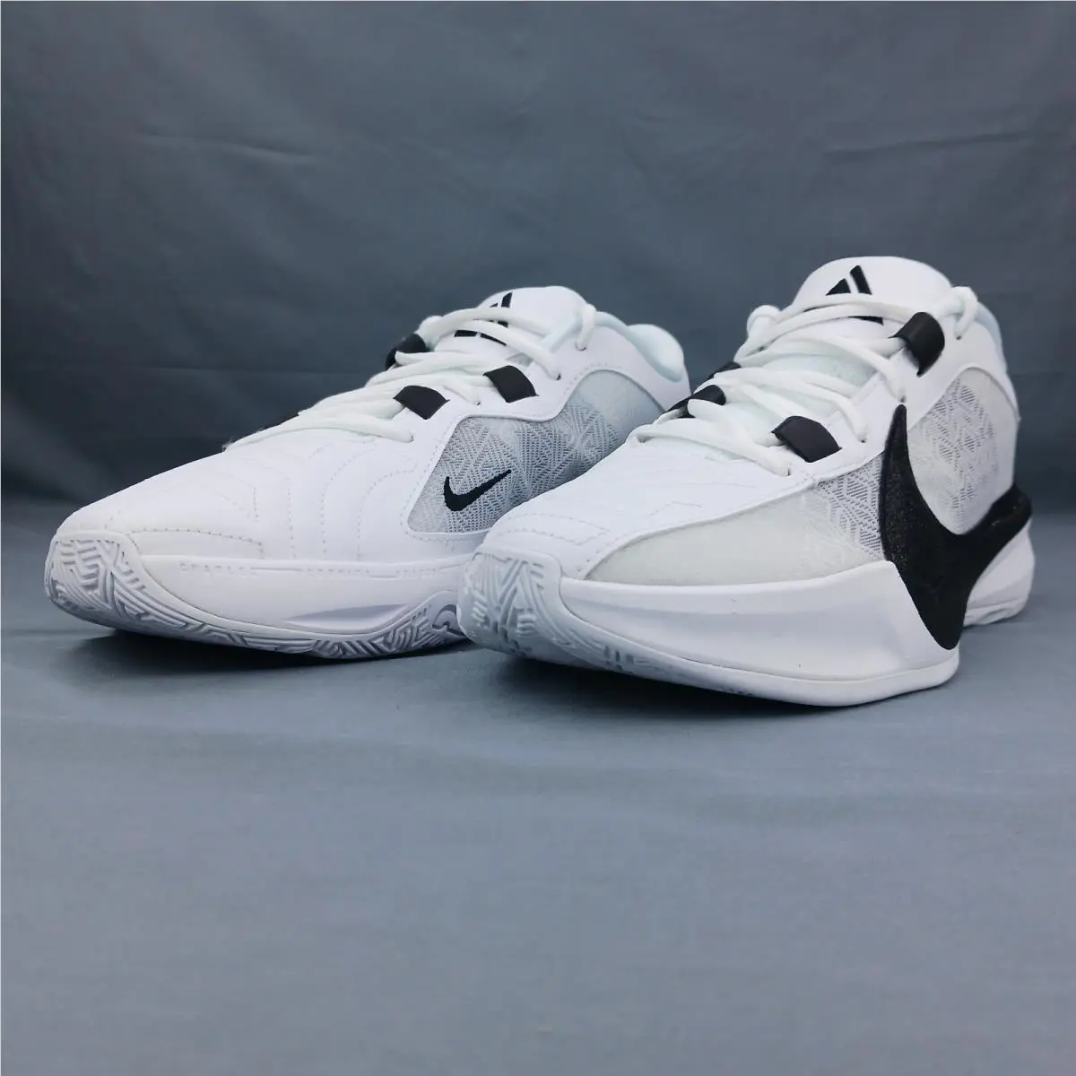 Nike shoes - Giannis Freak 5 - Giannis Freak - DZ2946-100 - White 2
