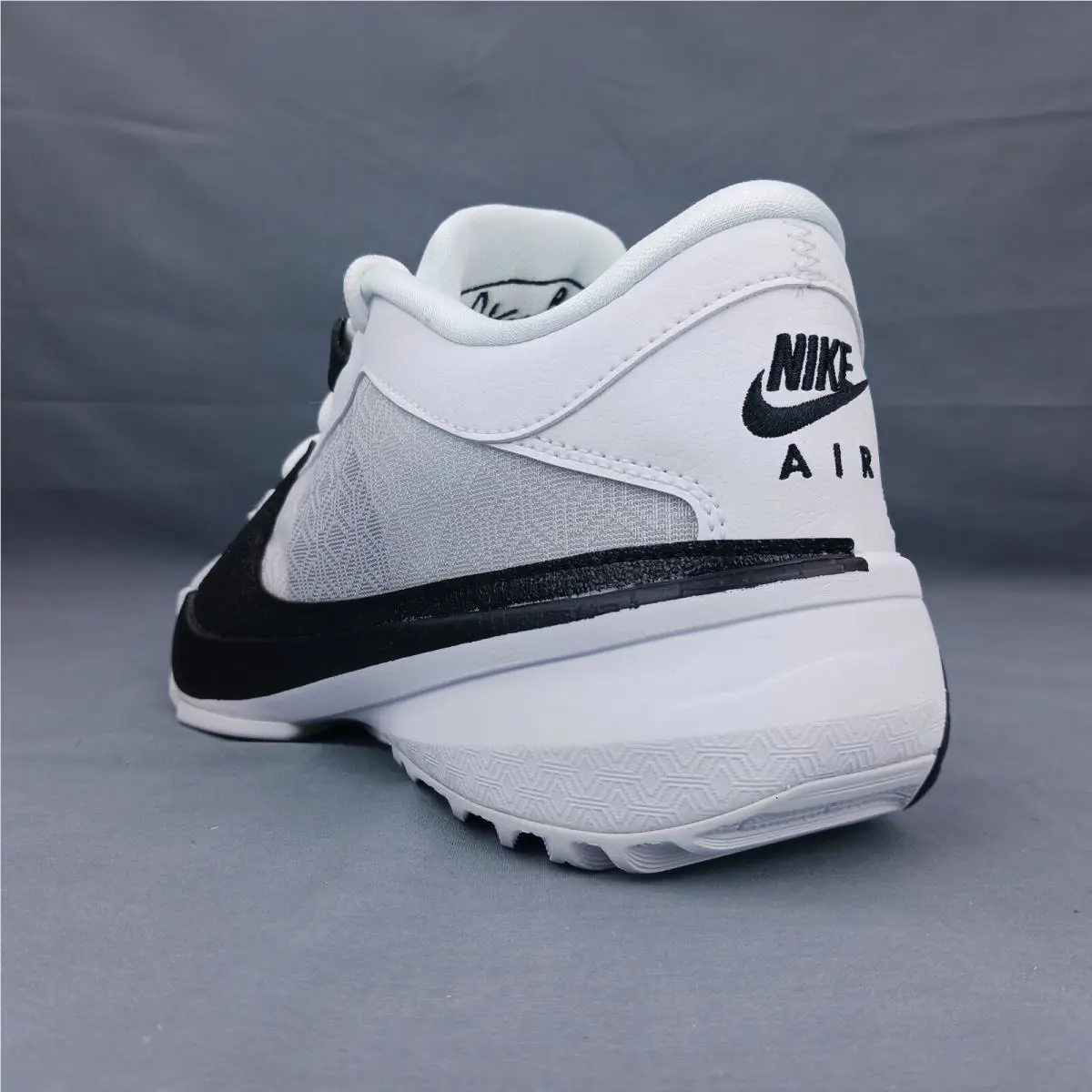 Nike shoes - Giannis Freak 5 - Giannis Freak - DZ2946-100 - White 5