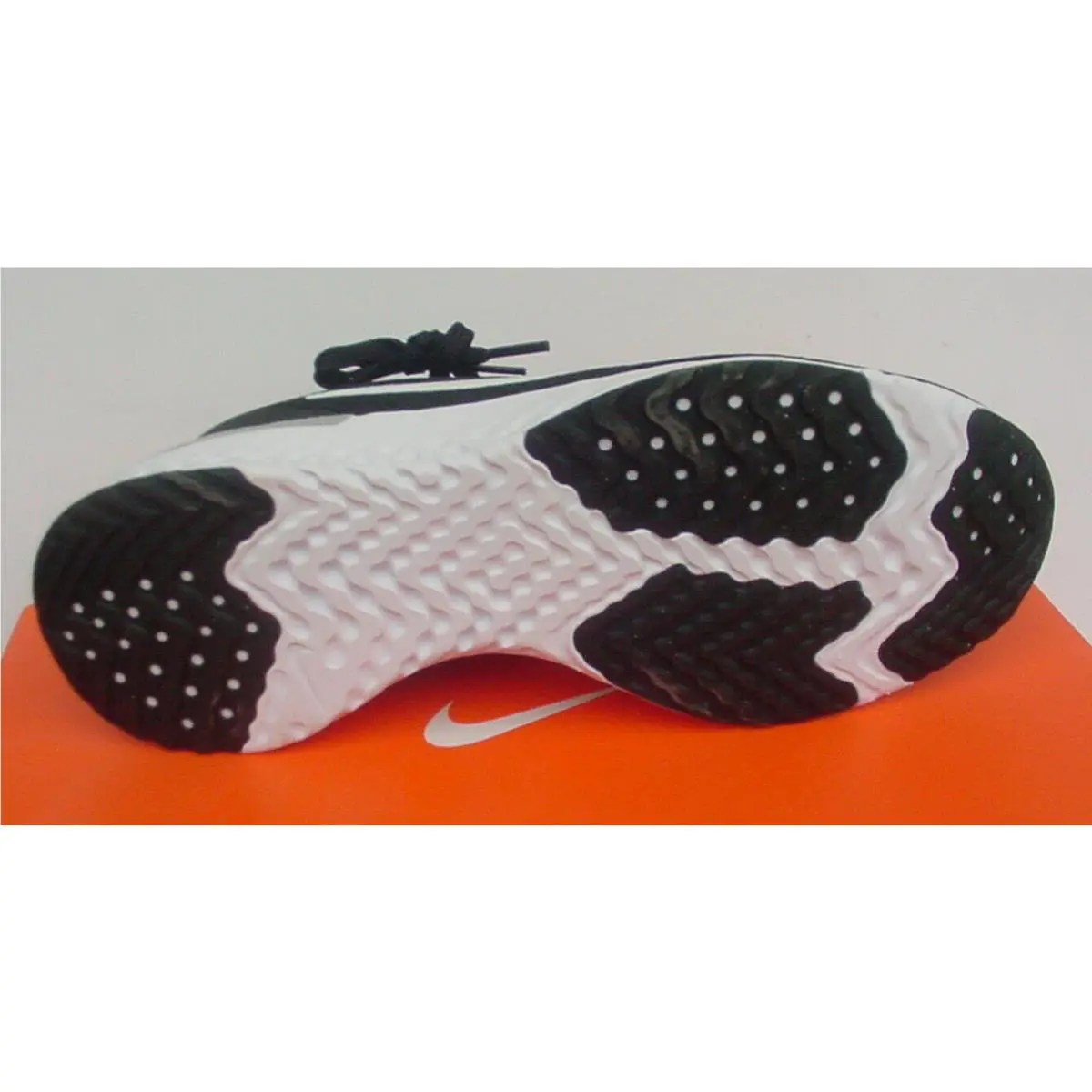 Nike shoes - AO9820001 - AO9820-001 - Black / White / Gray 4