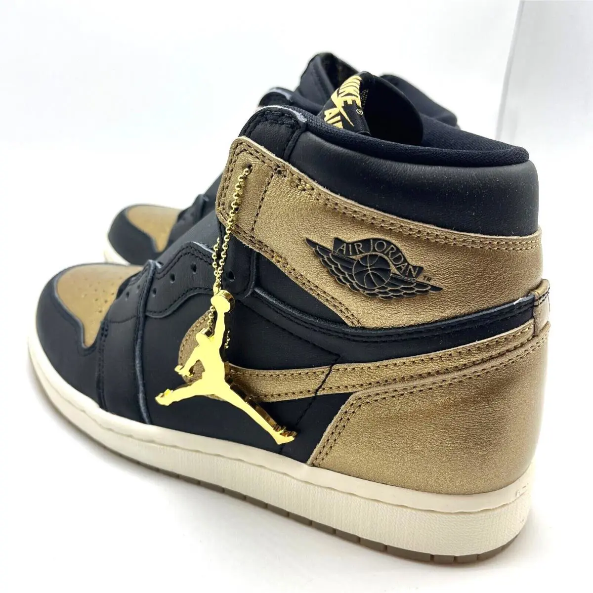 Nike shoes - Air Jordan 1 - Air - DZ5485-071 - Black/Metallic Gold/Sail 3