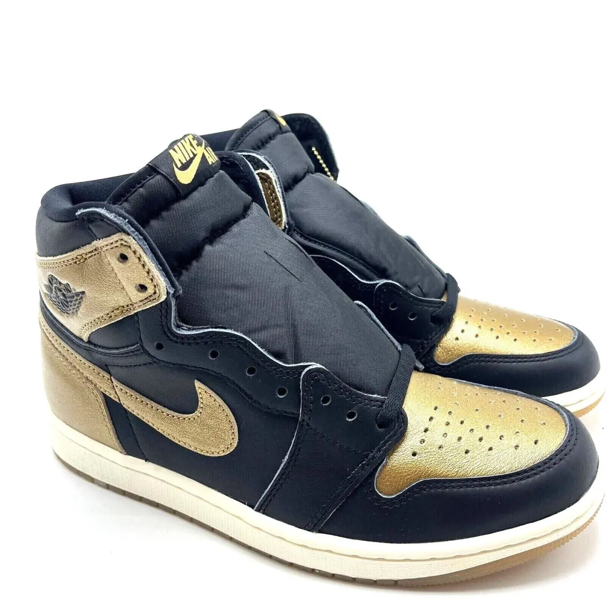Nike shoes - Air Jordan 1 - Air - DZ5485-071 - Black/Metallic Gold/Sail 7