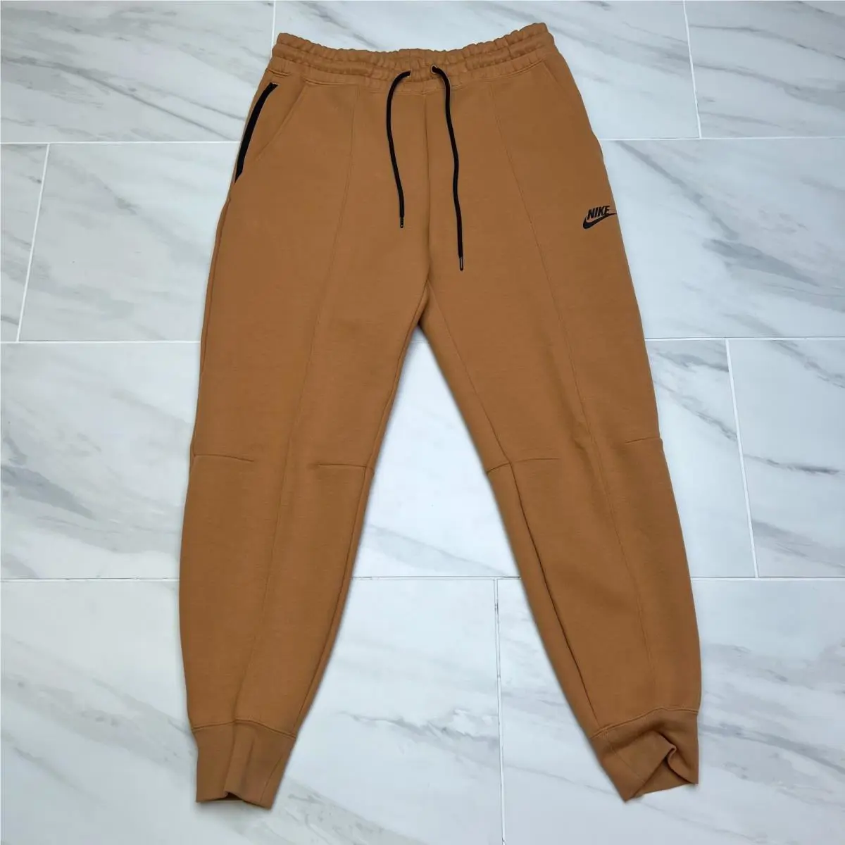 Nike clothing - Brown 10