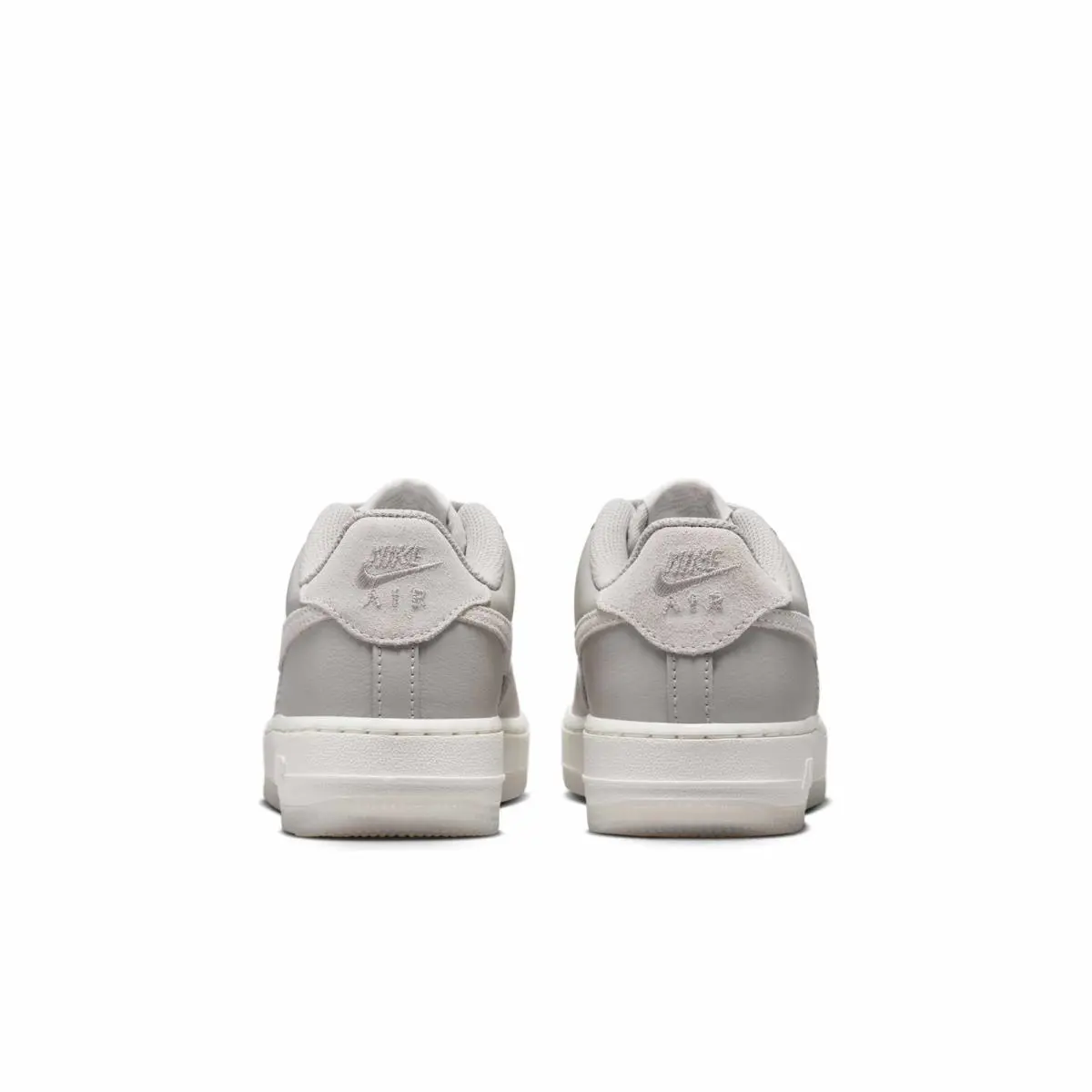 Nike shoes - Light Bone/Light Iron Ore/Summit White 4