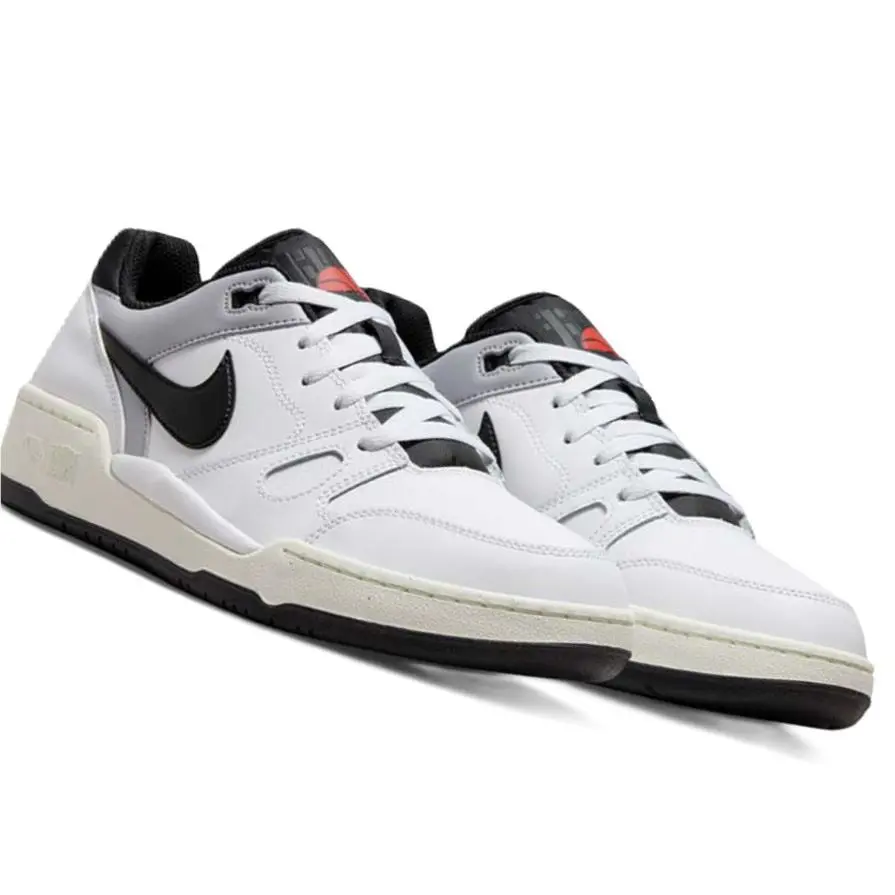 Nike shoes - White/Black/Gray 7