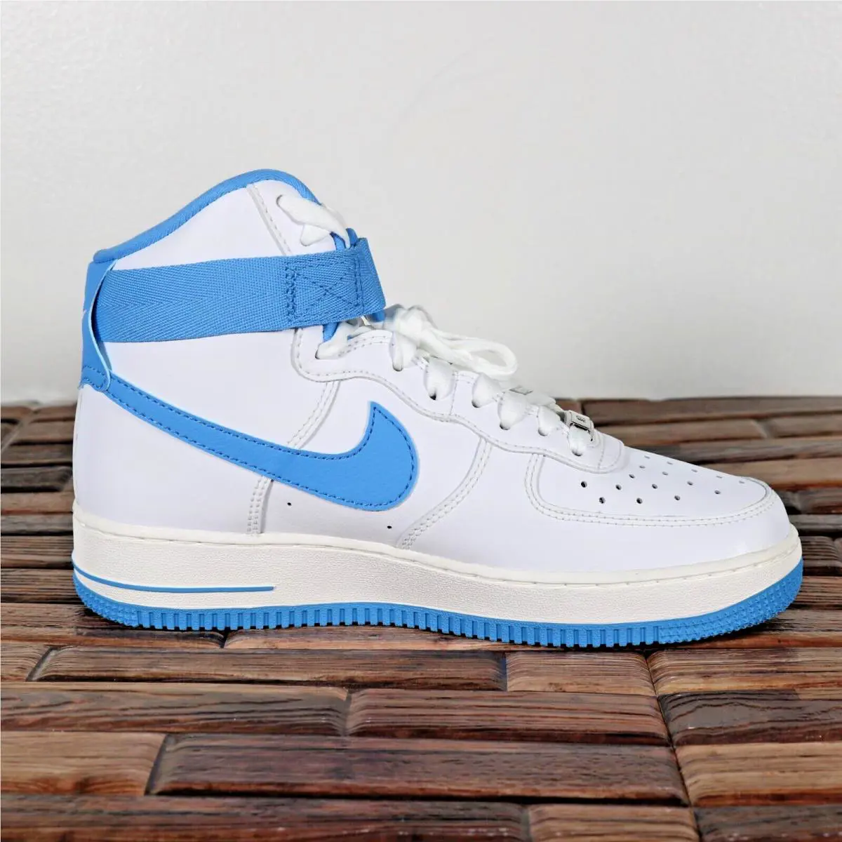 Nike shoes - Nike Air Force 1 High - Dx3805-100 - White 2