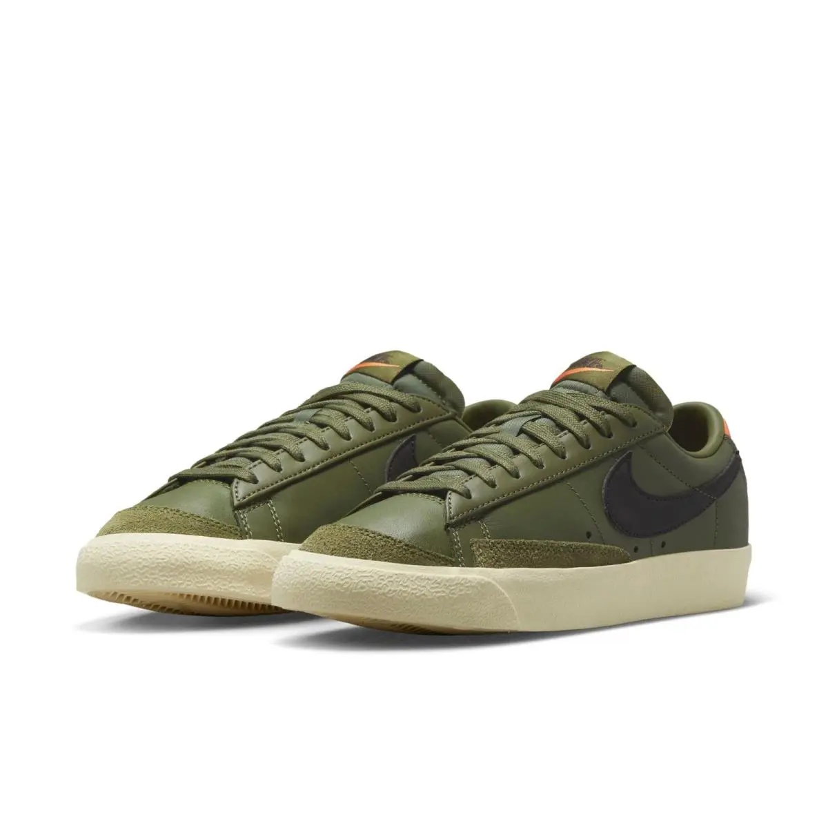 Nike shoes - Medium Olive/Orange Trans/Coconut Milk/Velvet Brown 0