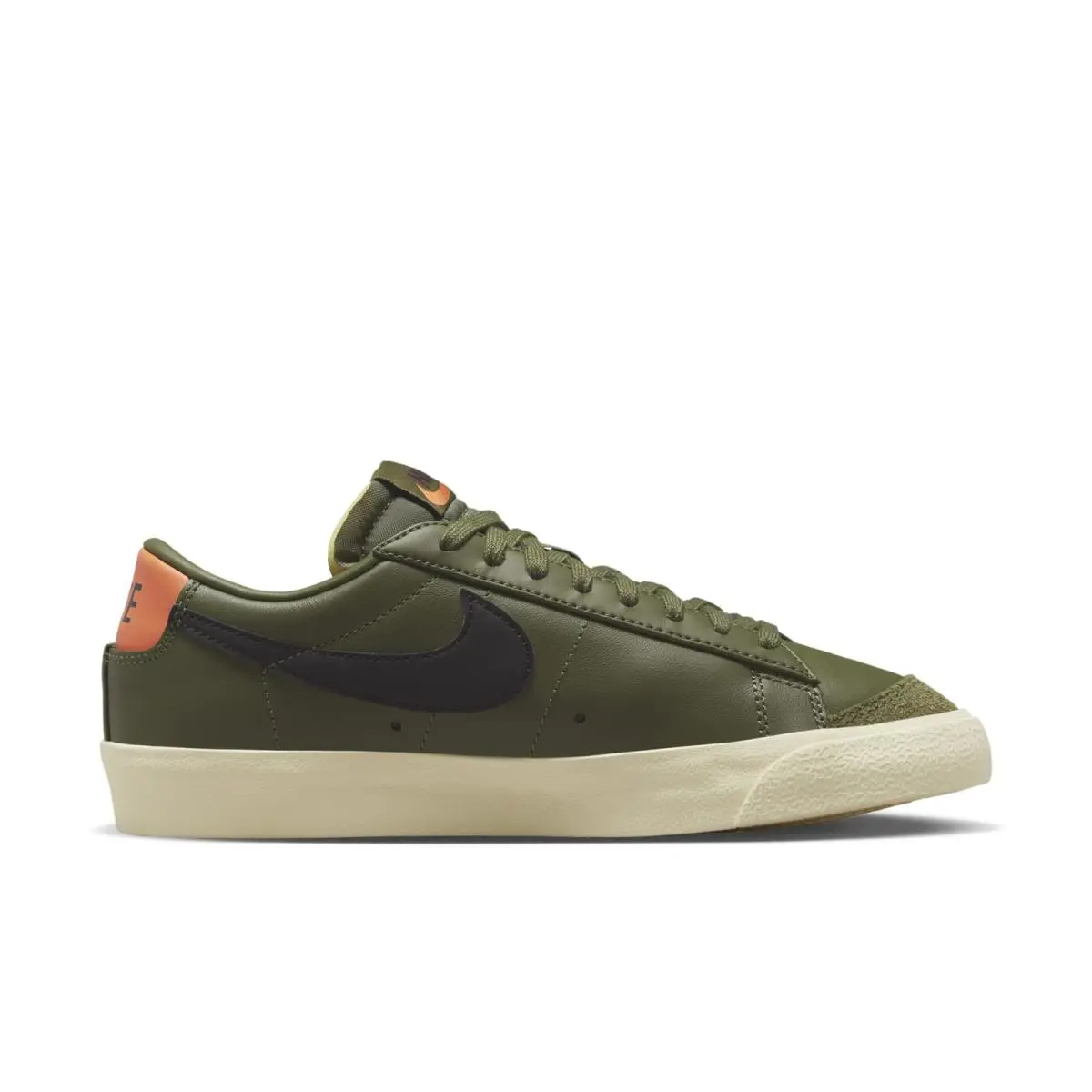 Nike shoes - Medium Olive/Orange Trans/Coconut Milk/Velvet Brown 7