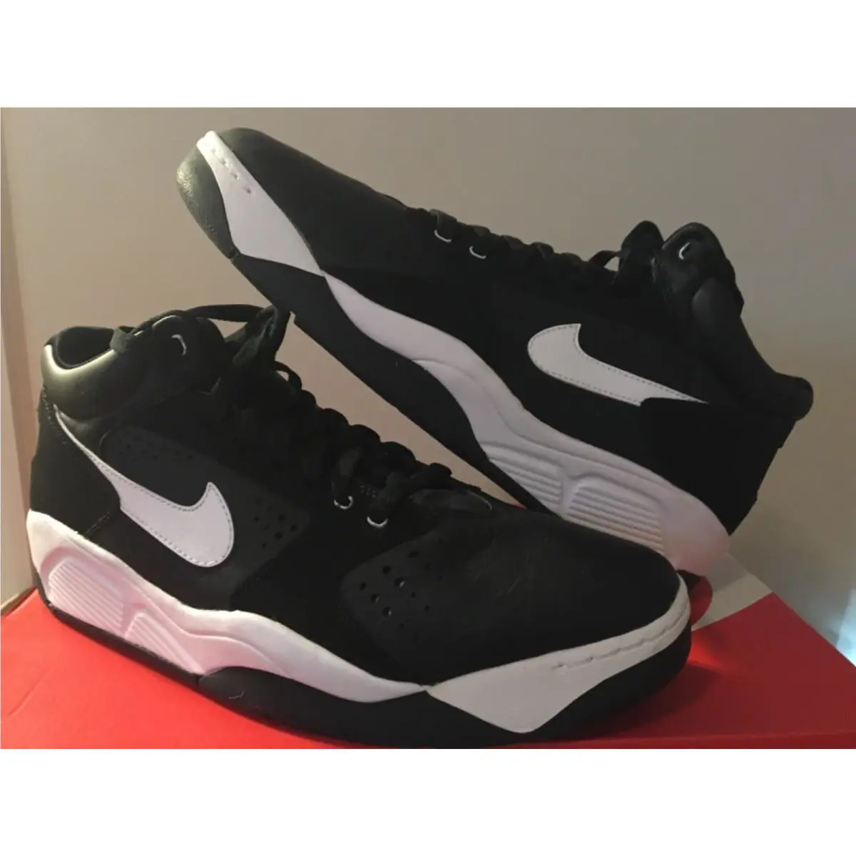 Nike shoes - Black 1