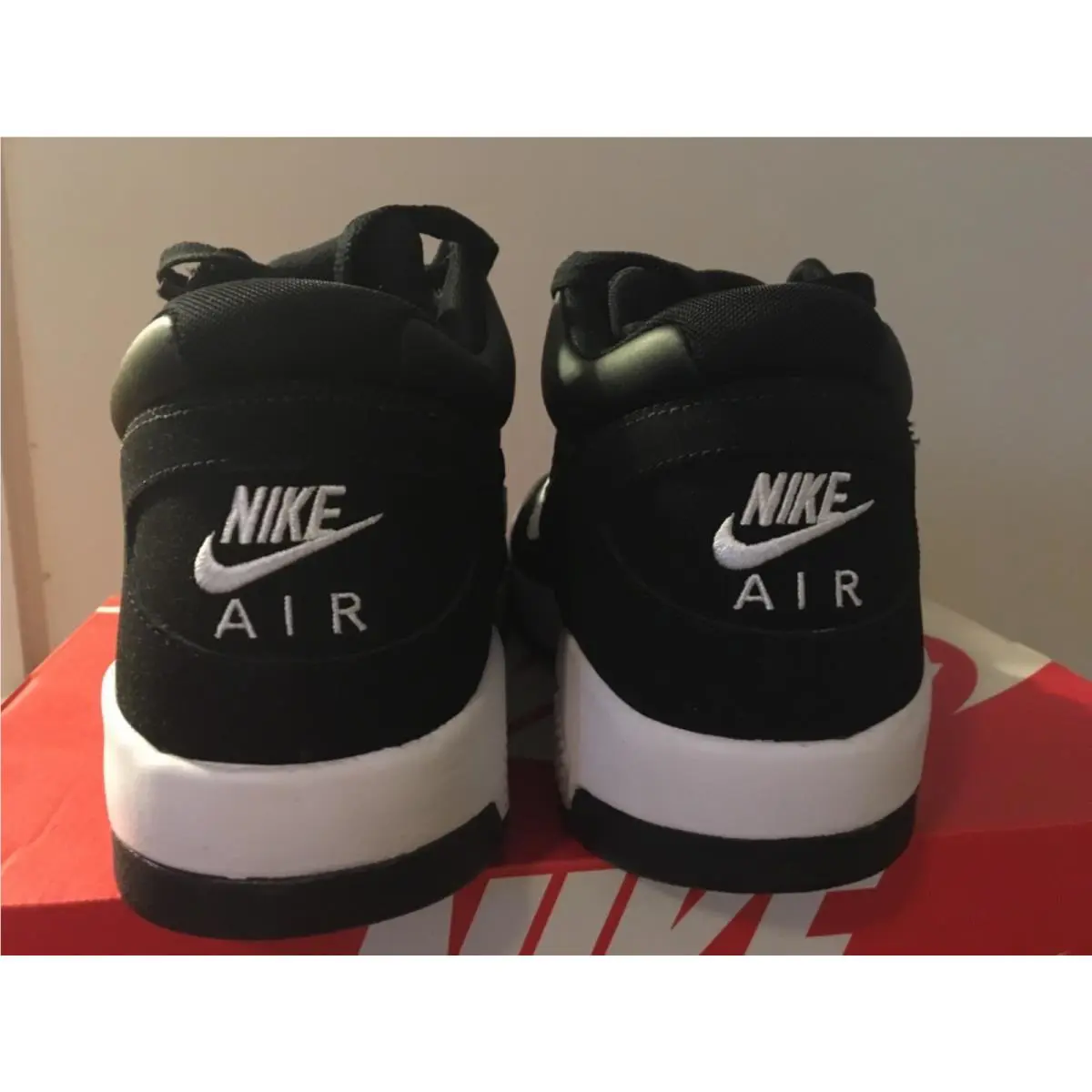 Nike shoes - Black 3