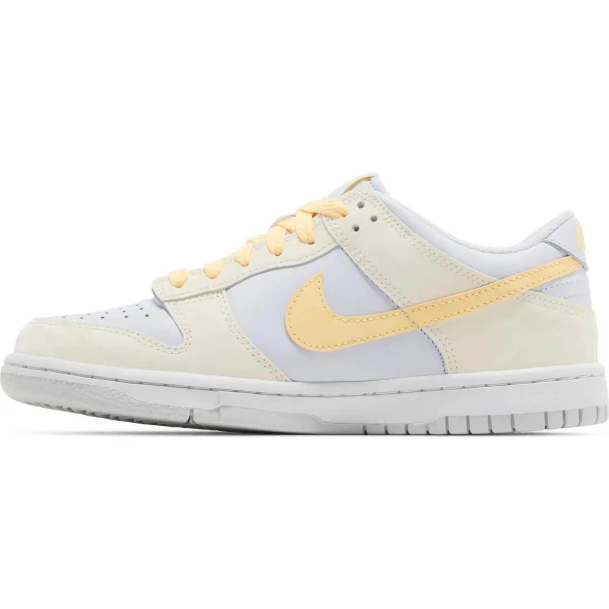 Nike shoes - Pale Ivory/Football Grey/White/Melon Tin 1