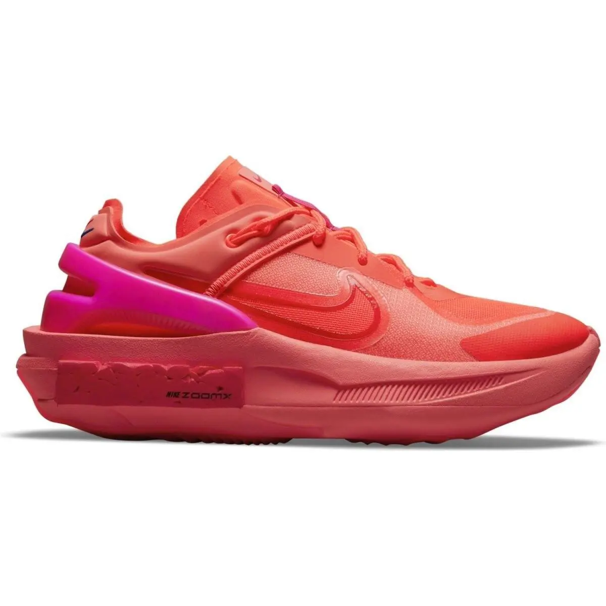 Nike shoes - University Red, Metallic Gold 1