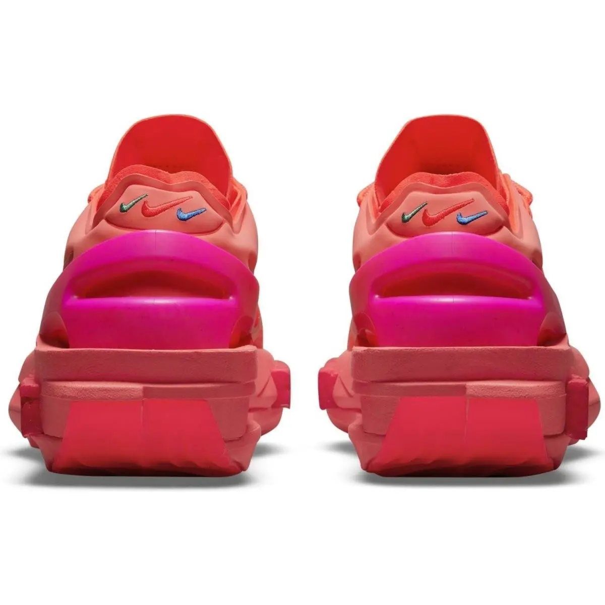 Nike shoes - University Red, Metallic Gold 2