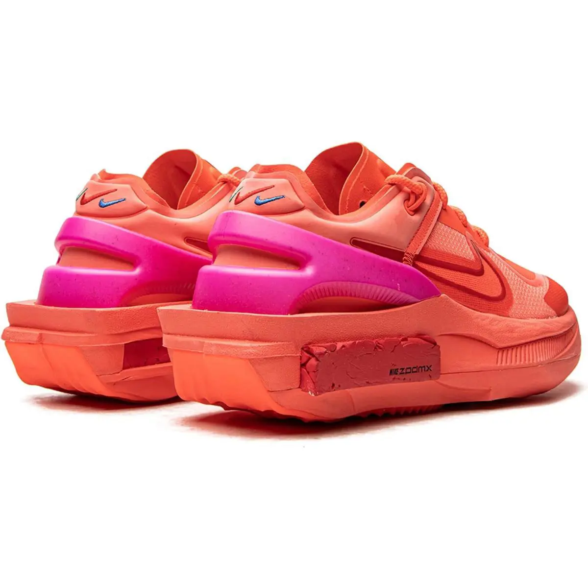 Nike shoes - University Red, Metallic Gold 5