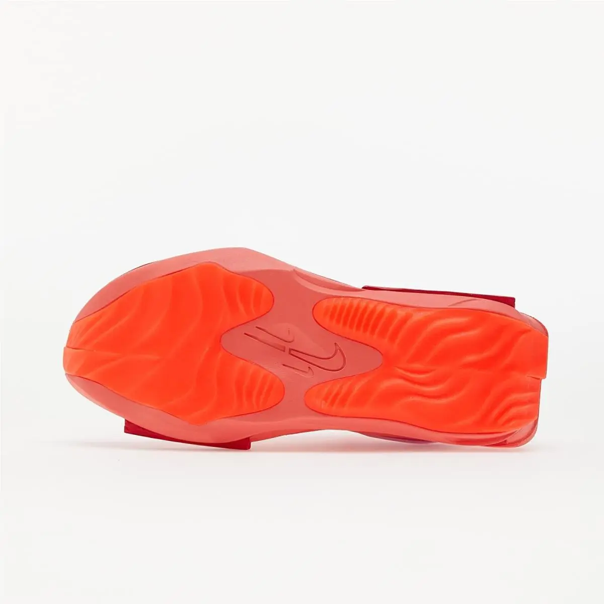 Nike shoes - University Red, Metallic Gold 15