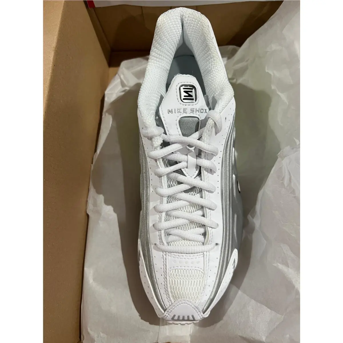 Nike shoes - AR3565 - AR3565 - White-Metallic 2