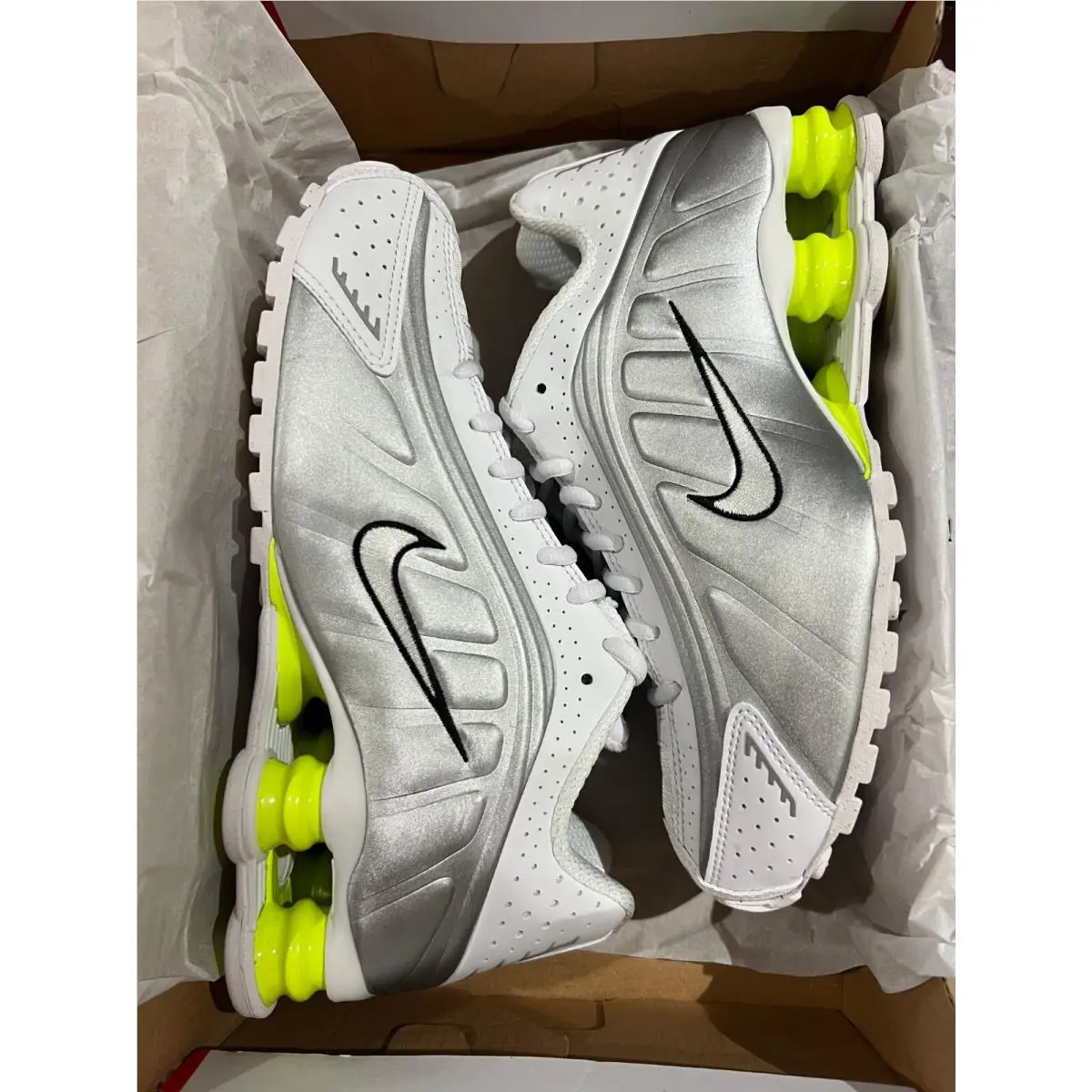 Nike shoes - AR3565 - AR3565 - White-Metallic 6
