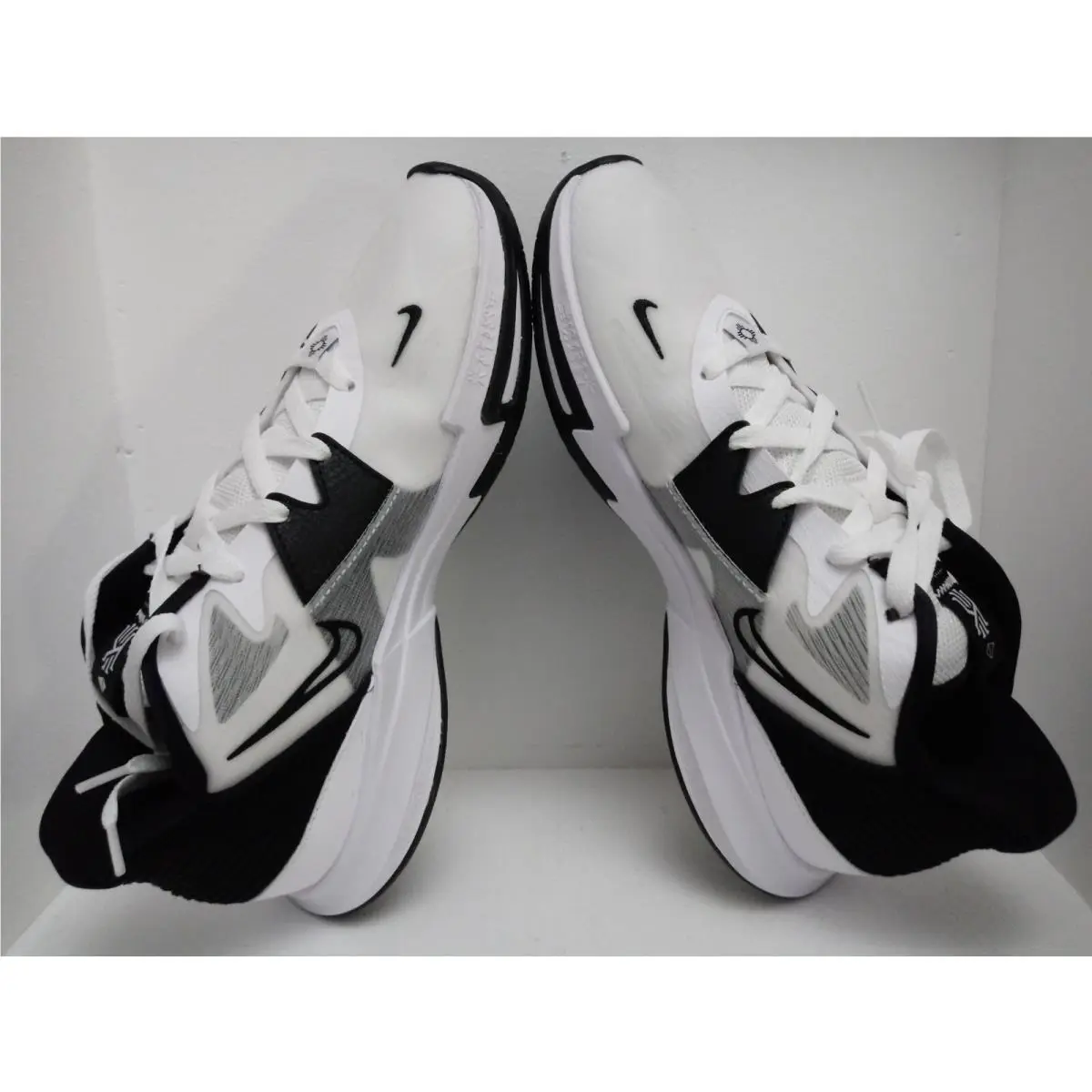 Nike shoes - Nike Kyrie Low - Kyrie Low - DO9617-100 - WHITE/BLACK 3