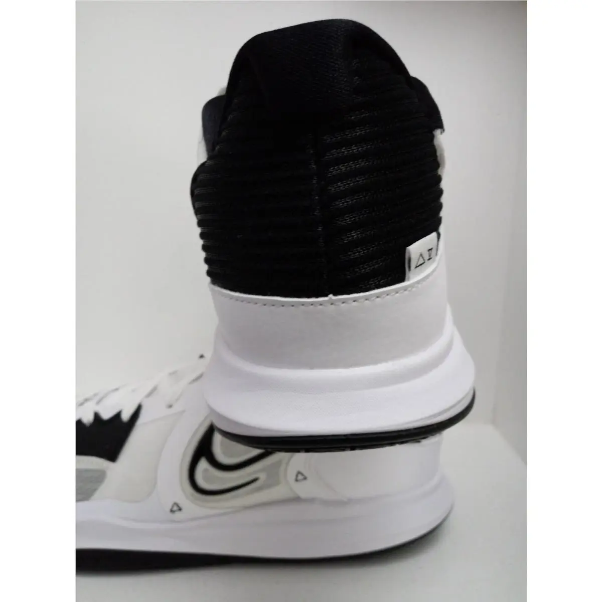 Nike shoes - Nike Kyrie Low - Kyrie Low - DO9617-100 - WHITE/BLACK 24