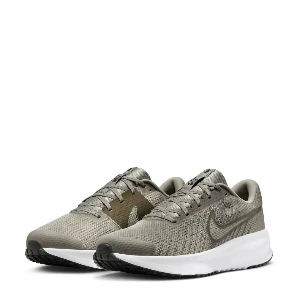 Nike shoes - HM9594300 - HM9594-300 - Brown 1