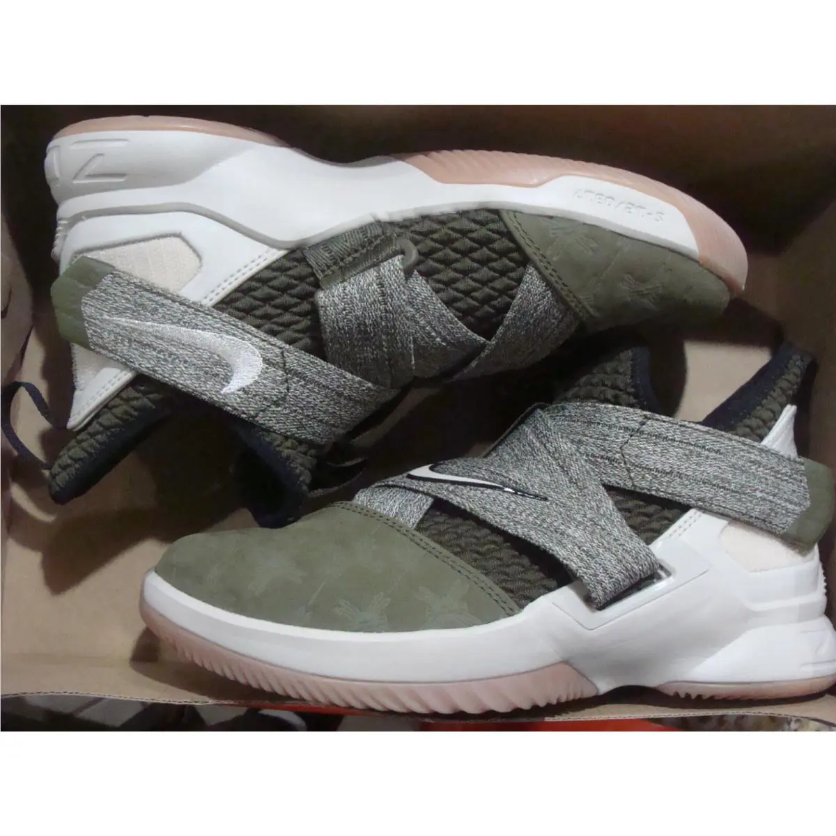 Nike shoes - Green 6