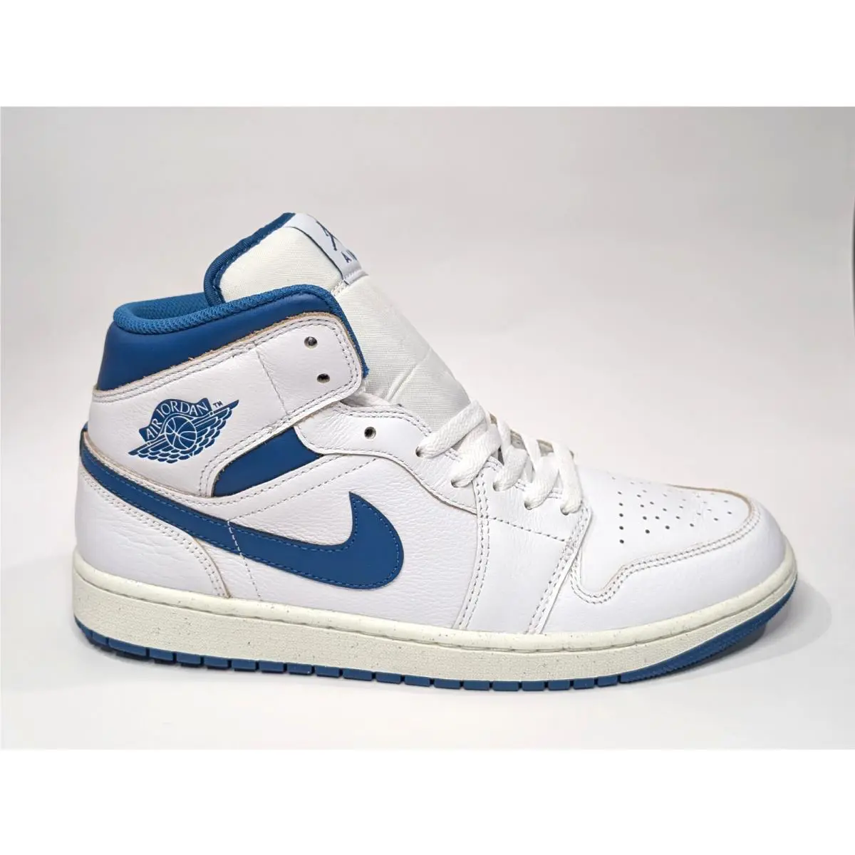 Nike shoes - Air Jordan 1 Mid SE - FN5215-141 - White/Blue 6