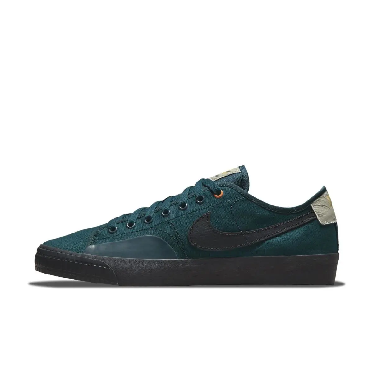 CZ5605-301 Mens Nike Daan Van Der Linden x Blazer Court SB - Black