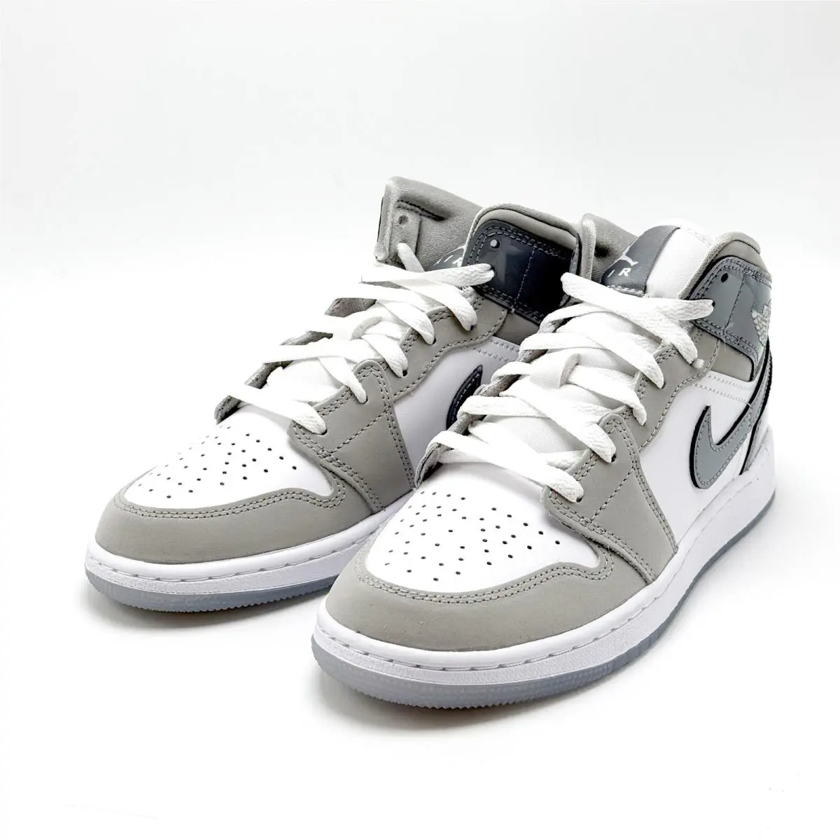 Nike shoes - Jordan Air 1 Mid GS - Gray 0