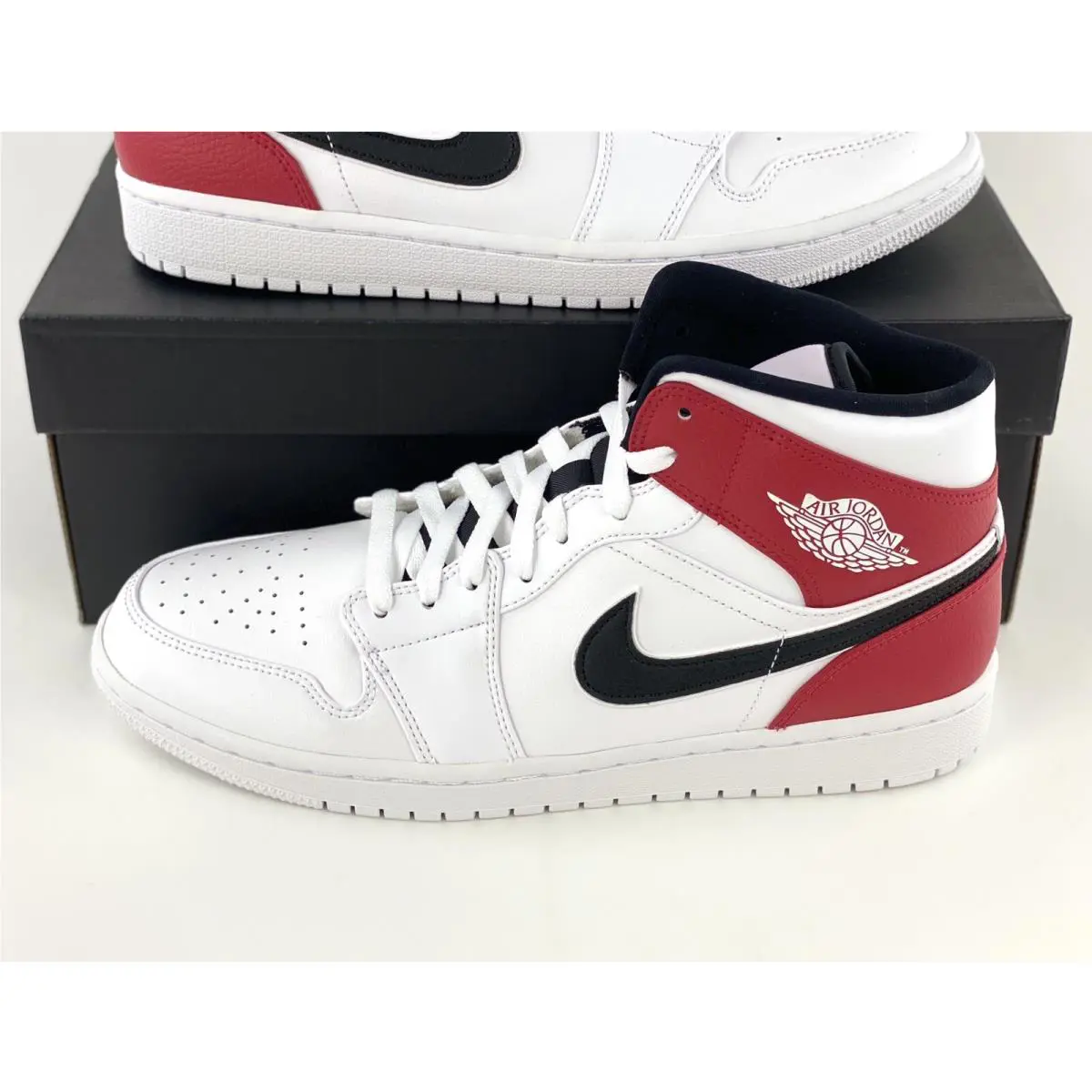 Nike shoes - Air Jordan 1 Mid - Air Mid - 554724-116 - White 2